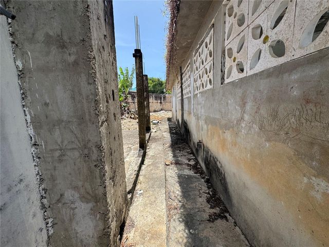 Carr 691 CALLE JOSE DE DIEGO, Vega Alta, PR 00692