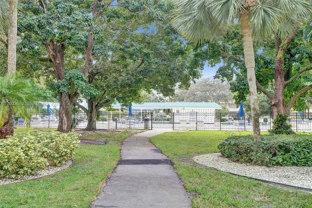 3001 Portofino Isle K2, Coconut Creek, FL 33066