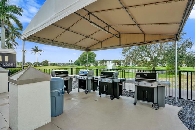 3001 Portofino Isle K2, Coconut Creek, FL 33066
