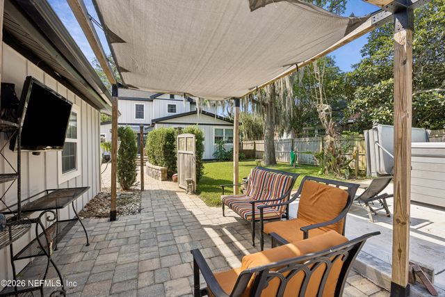 2564 PINERIDGE Road, Jacksonville, FL 32207