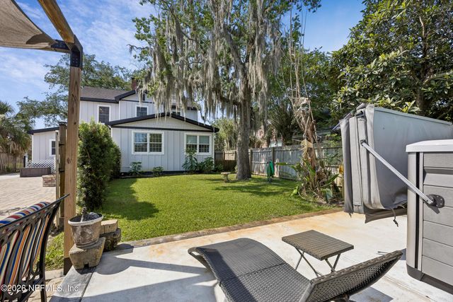 2564 PINERIDGE Road, Jacksonville, FL 32207