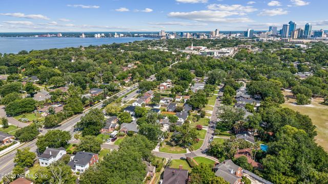 2564 PINERIDGE Road, Jacksonville, FL 32207