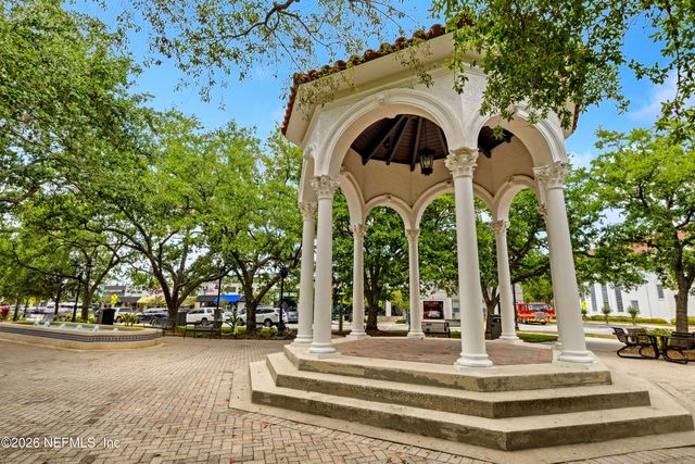 2564 PINERIDGE Road, Jacksonville, FL 32207