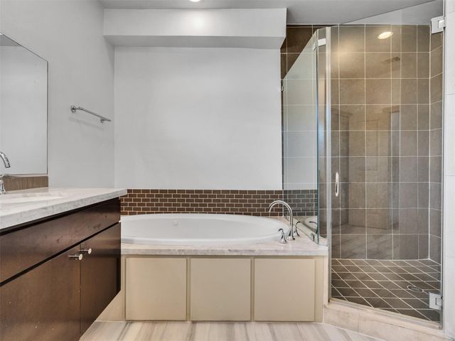 1910 Summer Street C, Houston, TX 77007