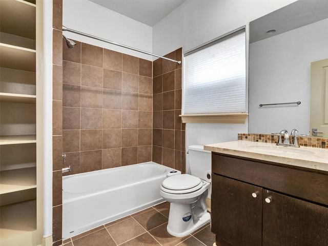 1910 Summer Street C, Houston, TX 77007