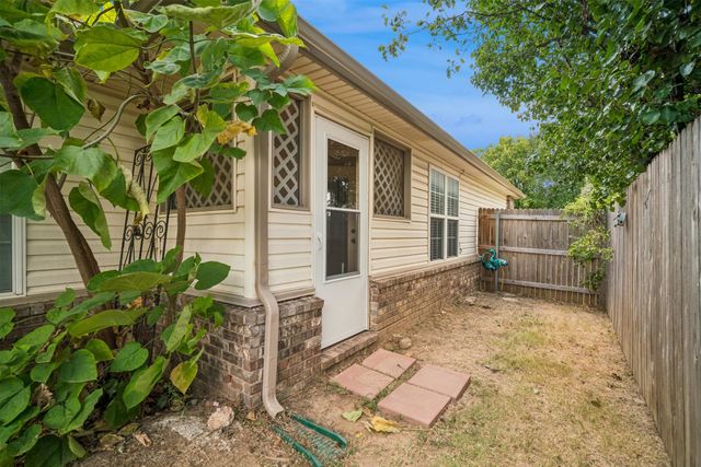 611 N Elizabeth Street, Sapulpa, OK 74066