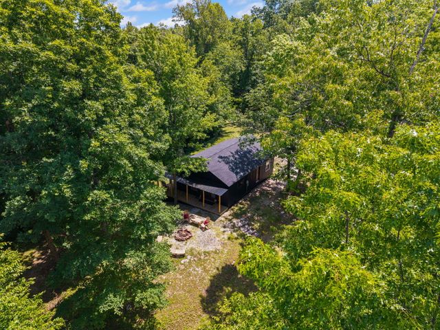 500 Fox Hunters Knob Road, Booneville, KY 41314