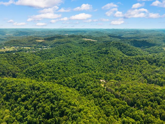 500 Fox Hunters Knob Road, Booneville, KY 41314