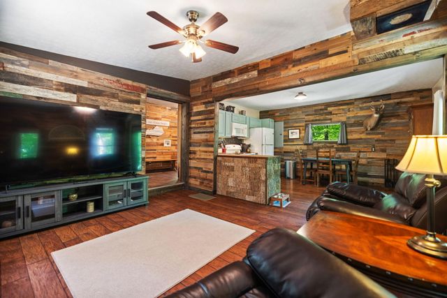 500 Fox Hunters Knob Road, Booneville, KY 41314
