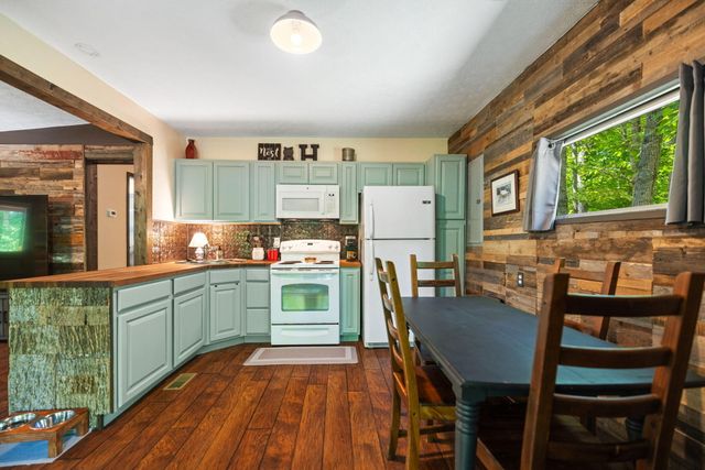 500 Fox Hunters Knob Road, Booneville, KY 41314