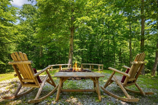 500 Fox Hunters Knob Road, Booneville, KY 41314