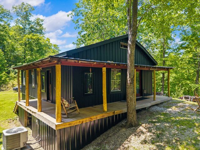 500 Fox Hunters Knob Road, Booneville, KY 41314