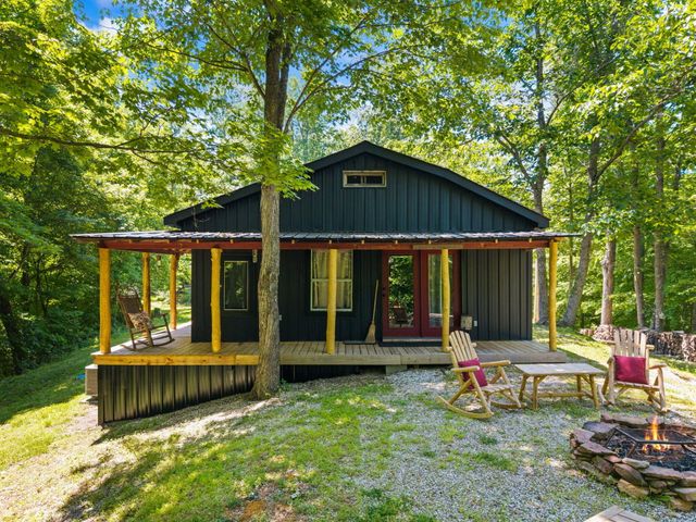 500 Fox Hunters Knob Road, Booneville, KY 41314