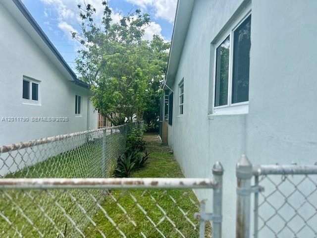 1328 Arthur St, Hollywood, FL 33019