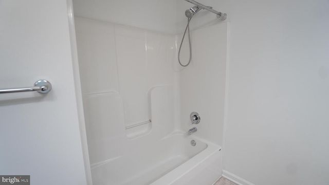 9249 HELMSDALE PL, Hagerstown, MD 21740