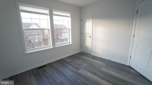 9249 HELMSDALE PL, Hagerstown, MD 21740