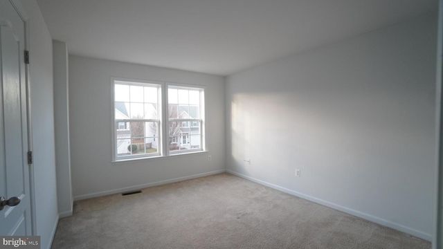 9249 HELMSDALE PL, Hagerstown, MD 21740