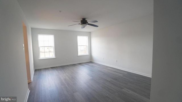 9249 HELMSDALE PL, Hagerstown, MD 21740