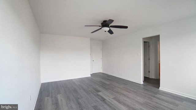 9249 HELMSDALE PL, Hagerstown, MD 21740