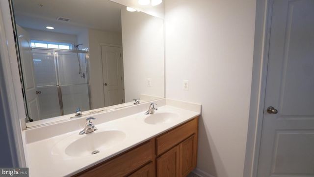 9249 HELMSDALE PL, Hagerstown, MD 21740