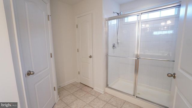 9249 HELMSDALE PL, Hagerstown, MD 21740