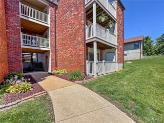 11 Meadow Ridge D, Columbia, IL 62236
