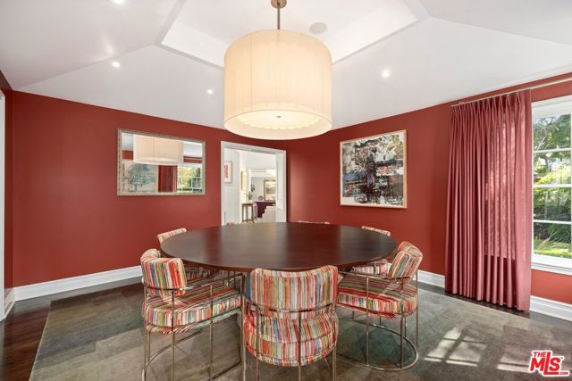 360 S Anita Avenue, Los Angeles, CA 90049