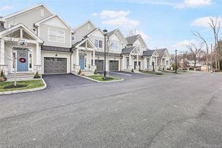 2040 Crompond Road 21, Yorktown Heights, NY 10598