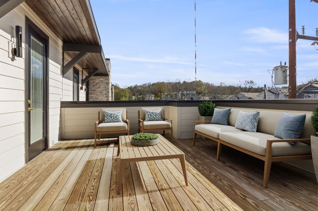 824E Watts Ln, Nashville, TN 37209