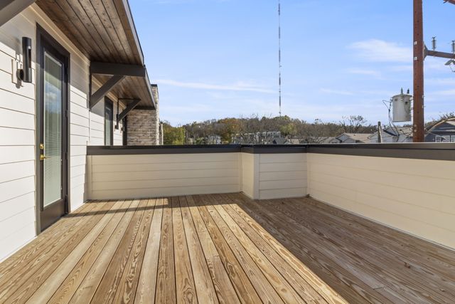 824E Watts Ln, Nashville, TN 37209