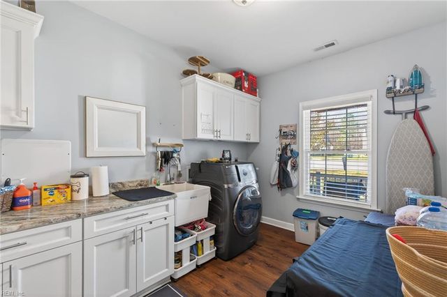 24401 John Henry ST, Windsor, VA 23487