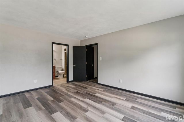 2801 Droste Road, St Charles, MO 63301