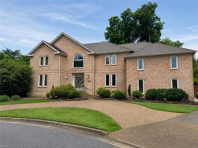 1805 Streatham CT, Virginia Beach, VA 23454