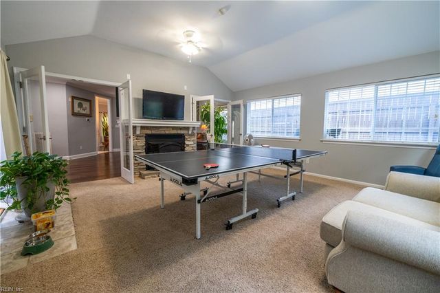 1841 Laurel Oak LN, Virginia Beach, VA 23453