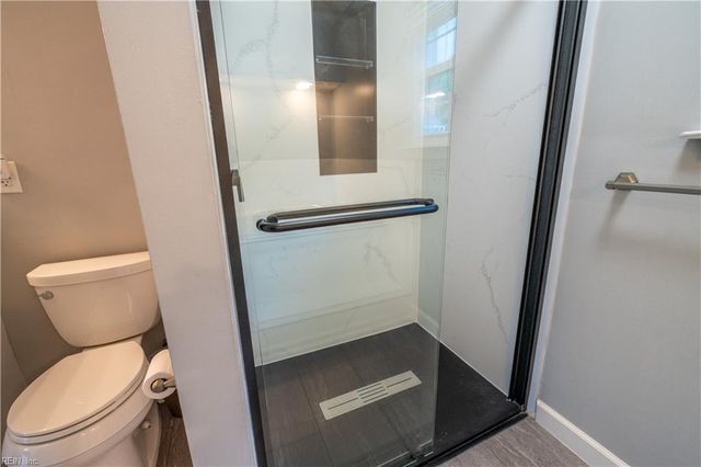 1841 Laurel Oak LN, Virginia Beach, VA 23453