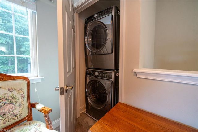 1841 Laurel Oak LN, Virginia Beach, VA 23453