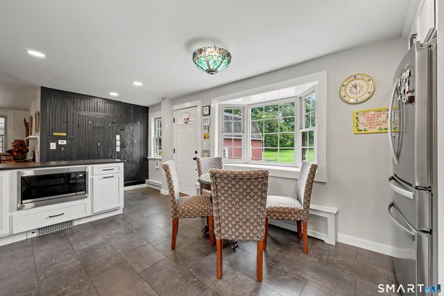 136 Chestnut Tree Hill Rd Extension, Oxford, CT 06478