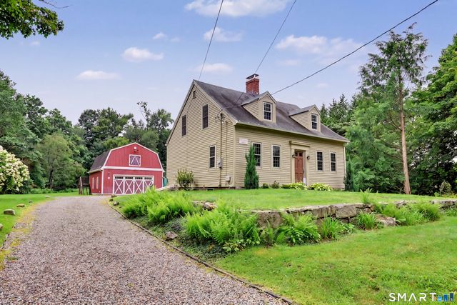 136 Chestnut Tree Hill Rd Extension, Oxford, CT 06478