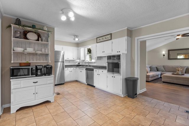 1112 Tennessee 305, Athens, TN 37303