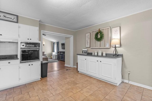 1112 Tennessee 305, Athens, TN 37303