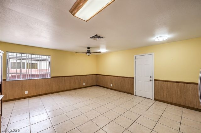 4775 Woodridge Road, Las Vegas, NV 89121