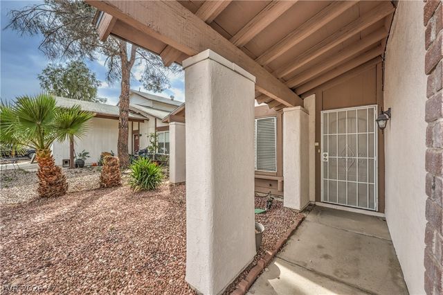 4775 Woodridge Road, Las Vegas, NV 89121