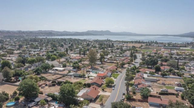 15640 Alvarado, Lake Elsinore, CA 92530