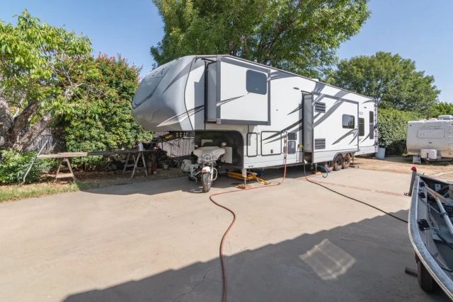15640 Alvarado, Lake Elsinore, CA 92530