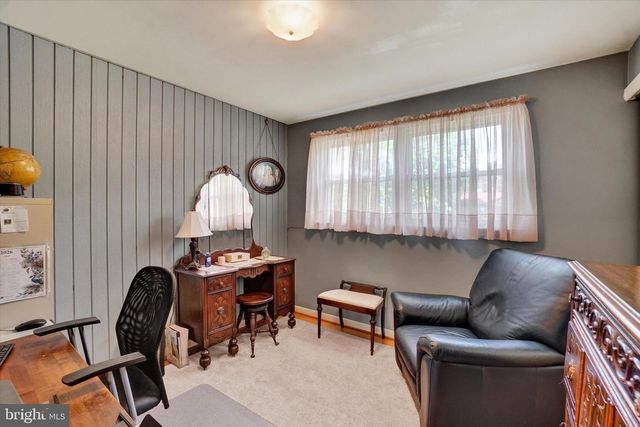 2540 DURHAM RD, York, PA 17402