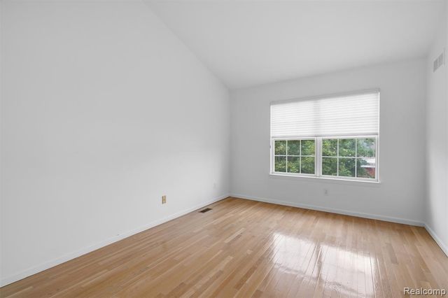 1322 S Main Street, Royal Oak, MI 48067