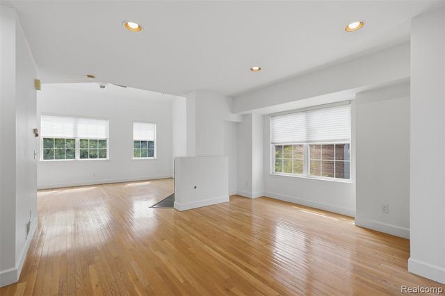 1322 S Main Street, Royal Oak, MI 48067