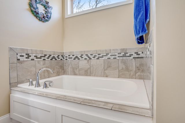 7316 Landlock Drive, Ooltewah, TN 37363