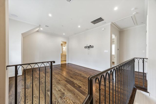 2413 Mimosa Drive, Houston, TX 77019