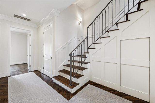 2413 Mimosa Drive, Houston, TX 77019